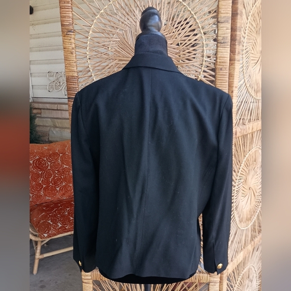 Vintage Austin Reed Petite Women's Black Wool Blazer with Gold Buttons_12 - Picture 6 of 9